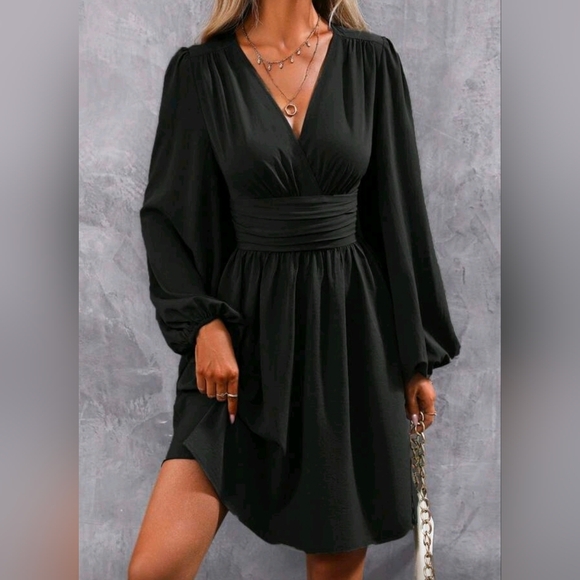 * NEW Chic Ruched Waist Lantern Sleeve Dress Black - Picture 8 of 10